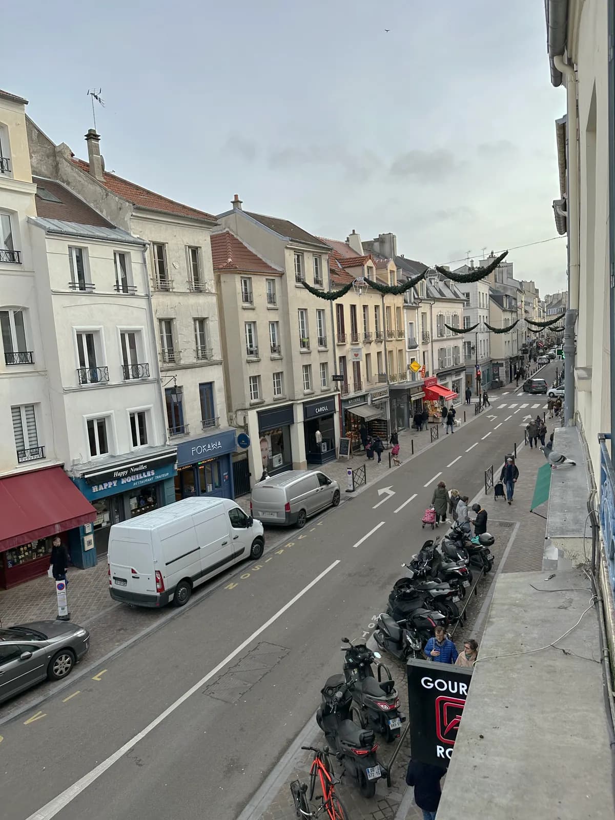 Vue sur la place du Vieux-Marché de Saint-Germain-en-Laye